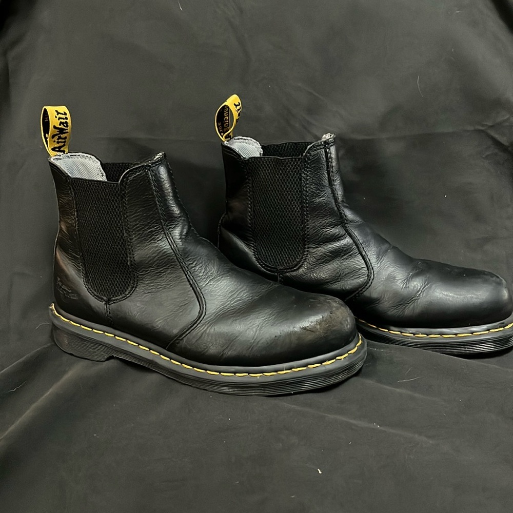 Doc Marten Chelsea size 8 black boots